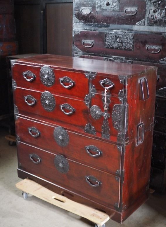 米沢衣装箪笥 桜丸 山形 時代箪笥 上下セット カギは開き戸のみ有効 大正時代 古録展 送料無料 品番S10786
