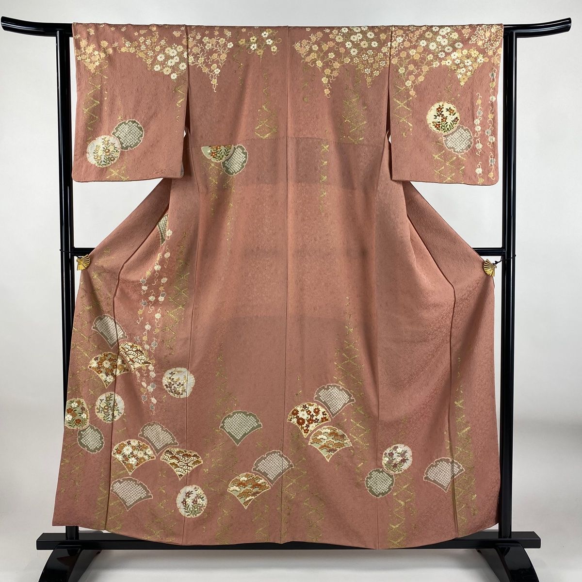 訪問着 身丈158.5cm 裄丈62cm S 袷 TOKI志すい 落款 雪輪 草花 金糸 金彩 ピンク 正絹 秀品