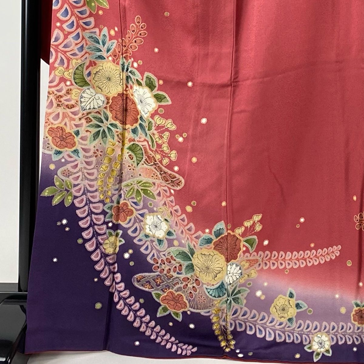 美品　正絹お振袖　Mサイズ　ピンク 振袖 中古 ピンク 人物画 正絹 古典 裄68cm 身丈168cm 美品 L