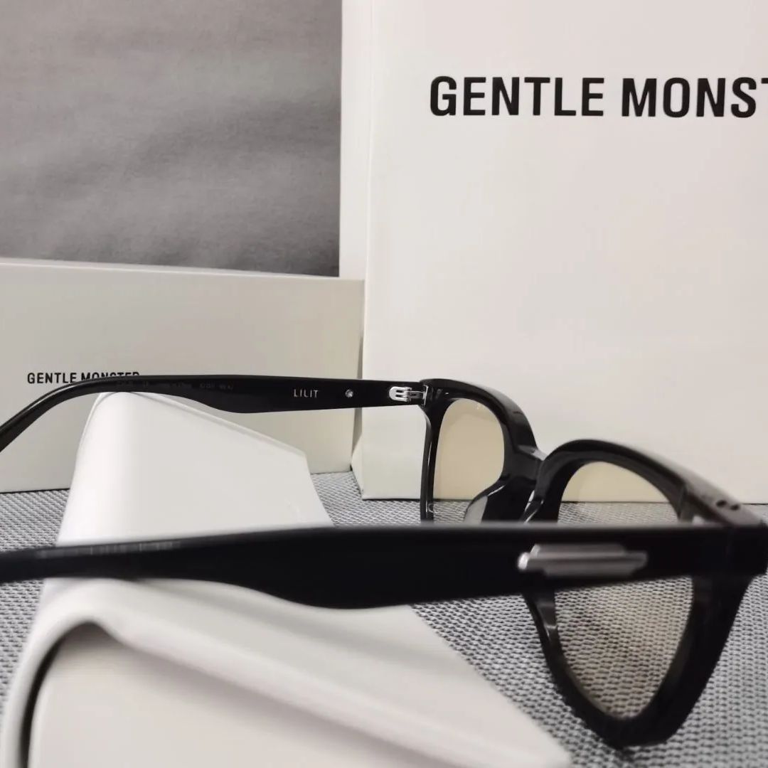 GENTLE MONSTER LILIT 01(BR)です ジェントルモンスター サングラスBTS