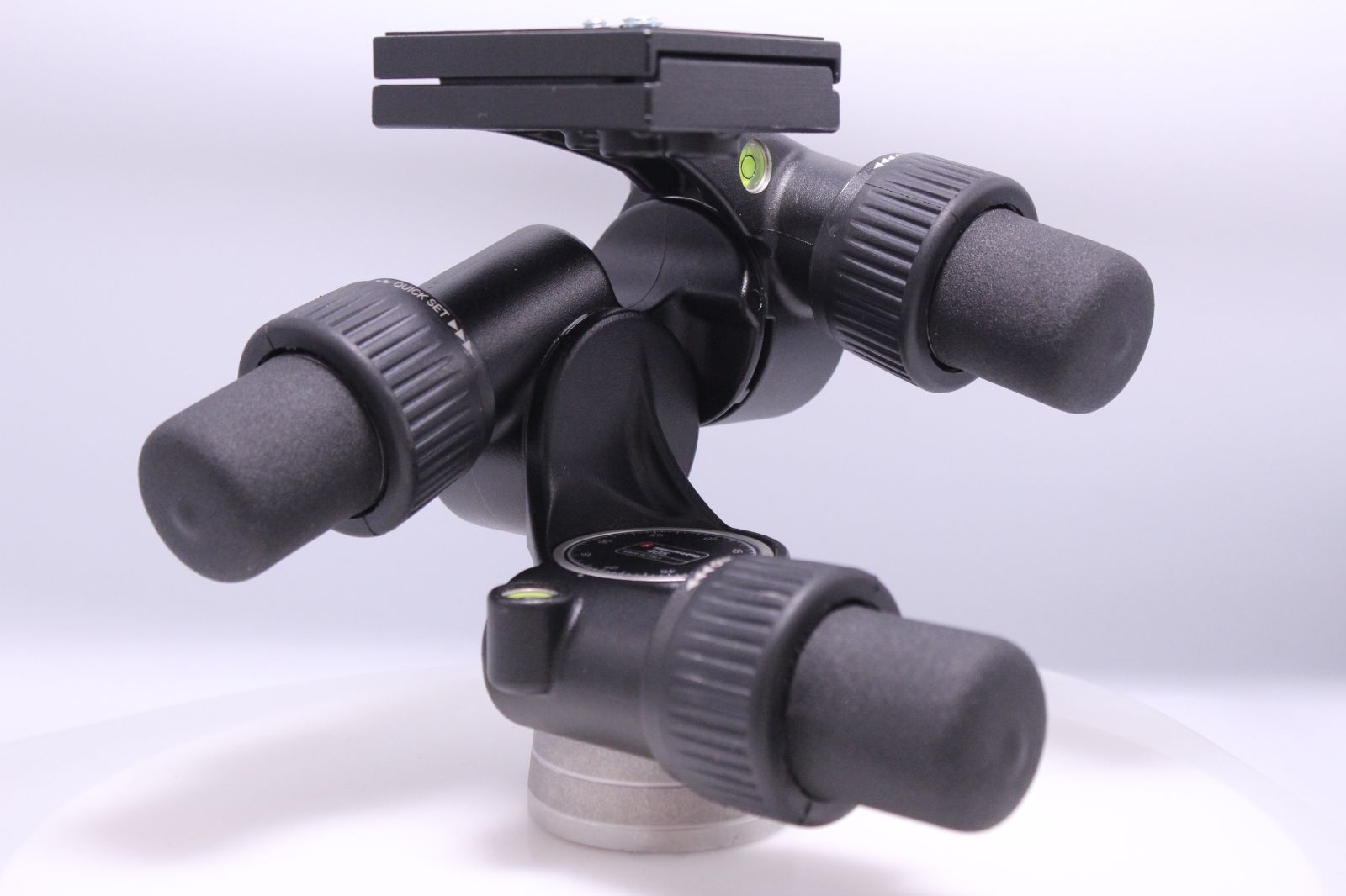 マンフロット ギア付き雲台 405 美品】Manfrotto ギア付きプロ雲