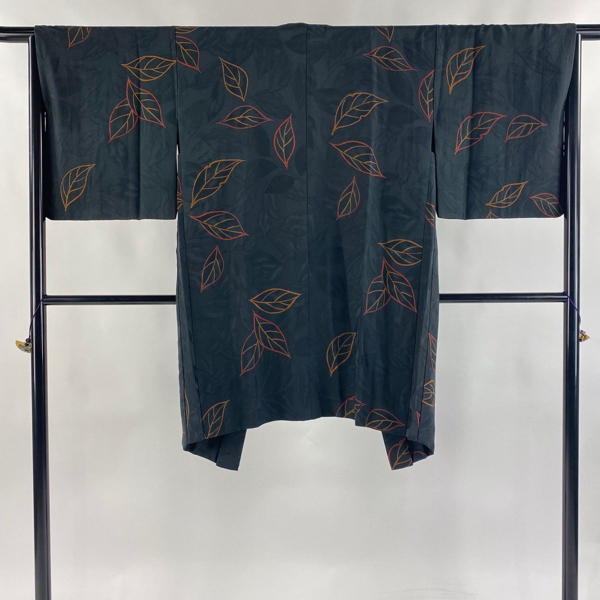 羽織 身丈100cm 裄丈65.5cm M やまと 葉 地紋 墨色 正絹