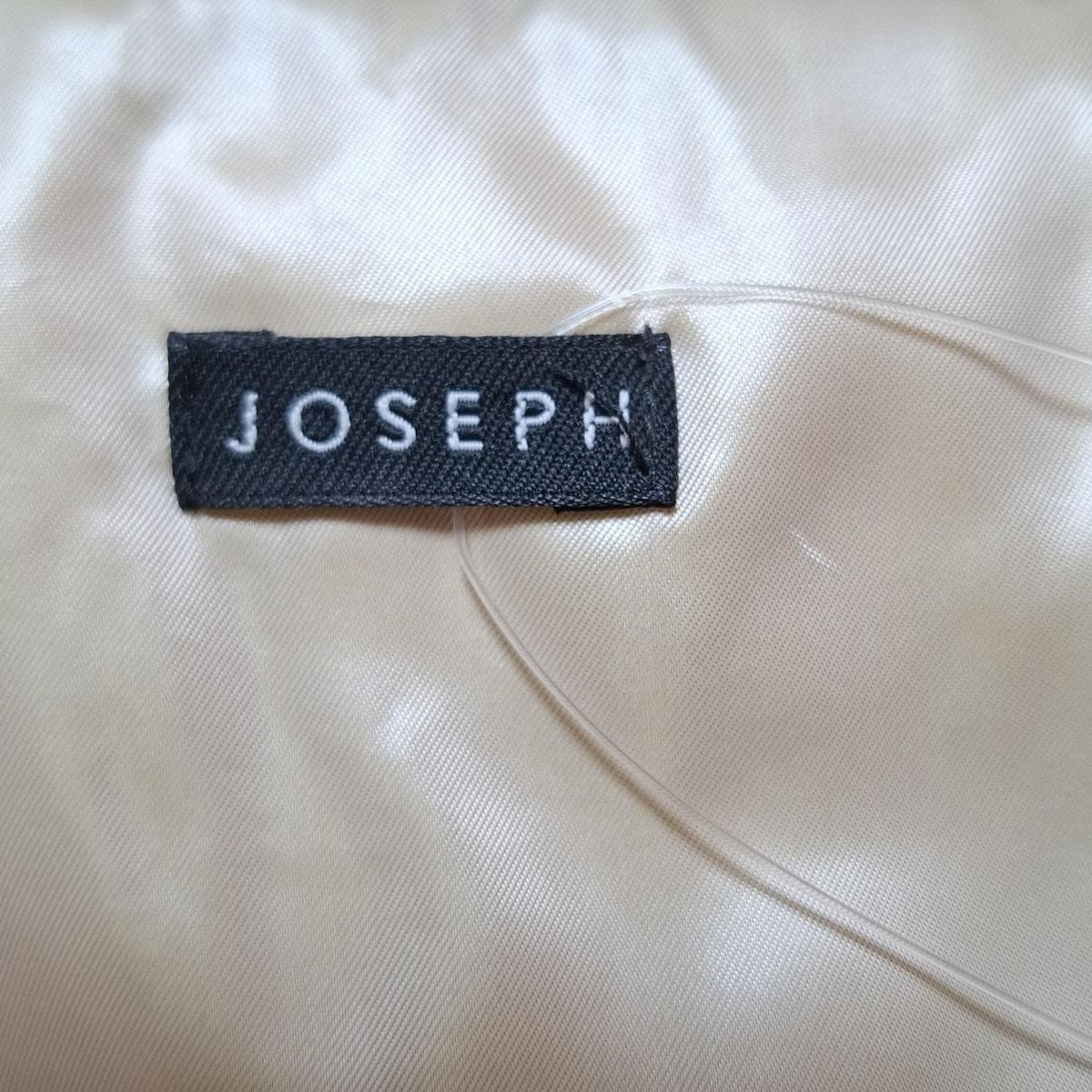 ジョセフ JOSEPH ダウンコート サイズ36 M ベージュ レディース ファー/冬物 コート 中古・古着通販JOSEPH (ジョゼフ) BYROAD ⁄ ADS DOWN コート グレー