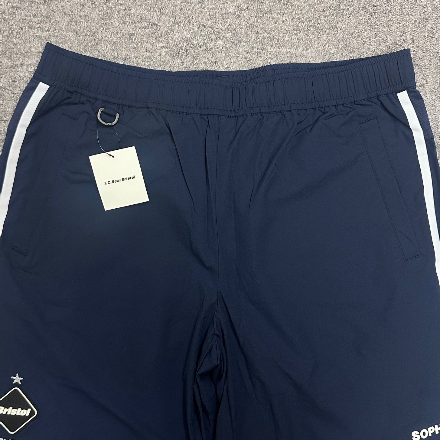 新品★FCRB GAME SHORTS ハーフパンツ ネイビー　S 新品☆FCRB GAME SHORTS ハーフパンツ ネイビー S - メルカリ