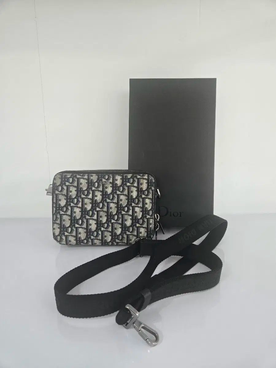 OS Dior ディオール バッグ メッセンジャーバッグ オブリーク ストラップ ファスナー