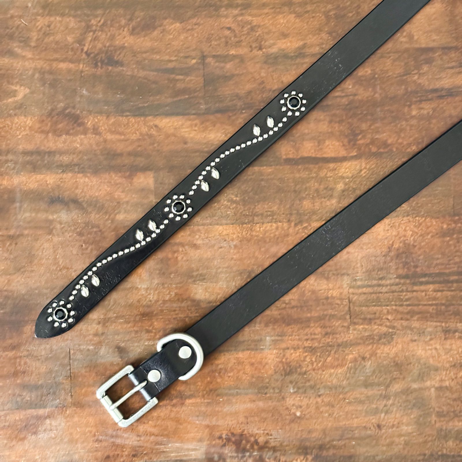 スタッズナローベルトフラワーオンリーBK23mm