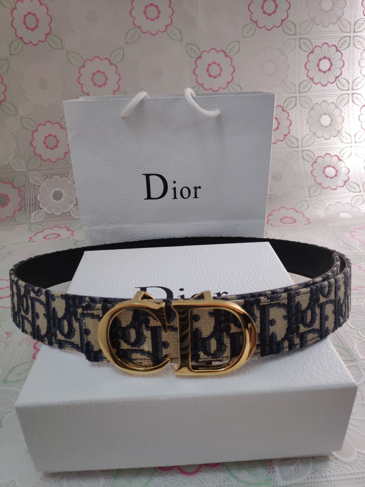 ベルトストラップ