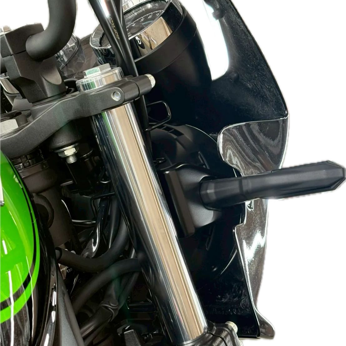 Z650RS 専用 ビキニカウル エボニーブラック 純正色 ショート