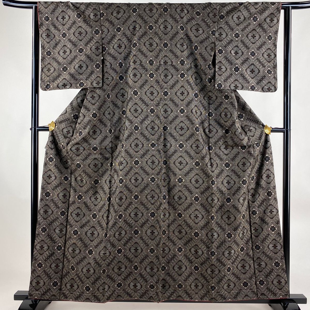 大島紬 身丈159.5cm 裄丈63cm S 袷 アンサンブル 証紙 幾何学 焦茶色  