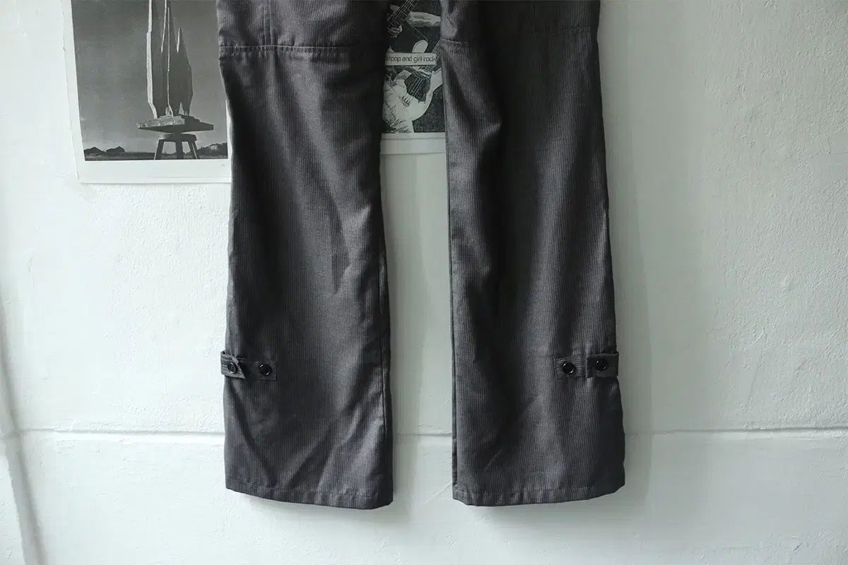 ユーティリティ パンツ