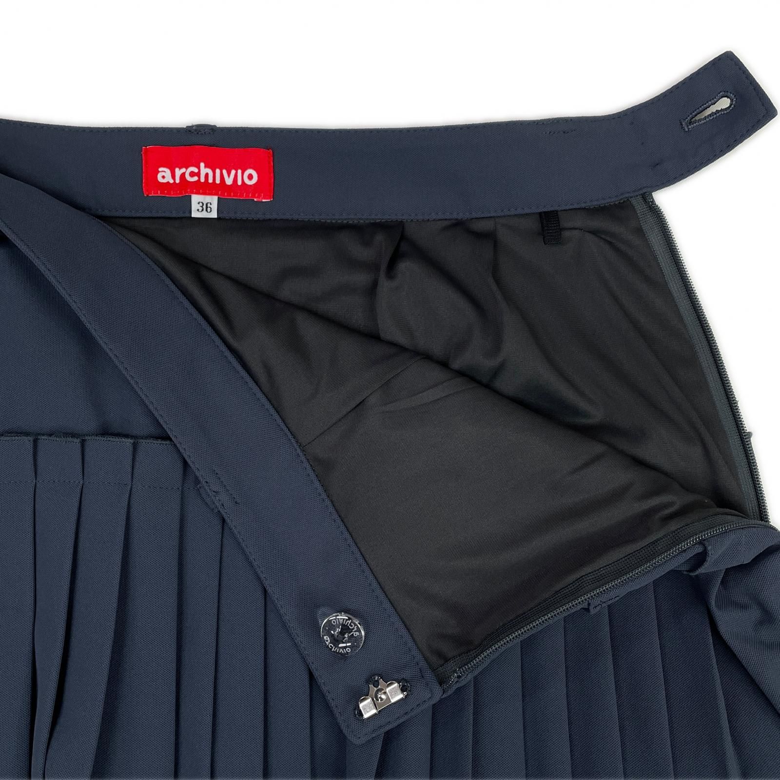 半袖ポロシャツ×スカート