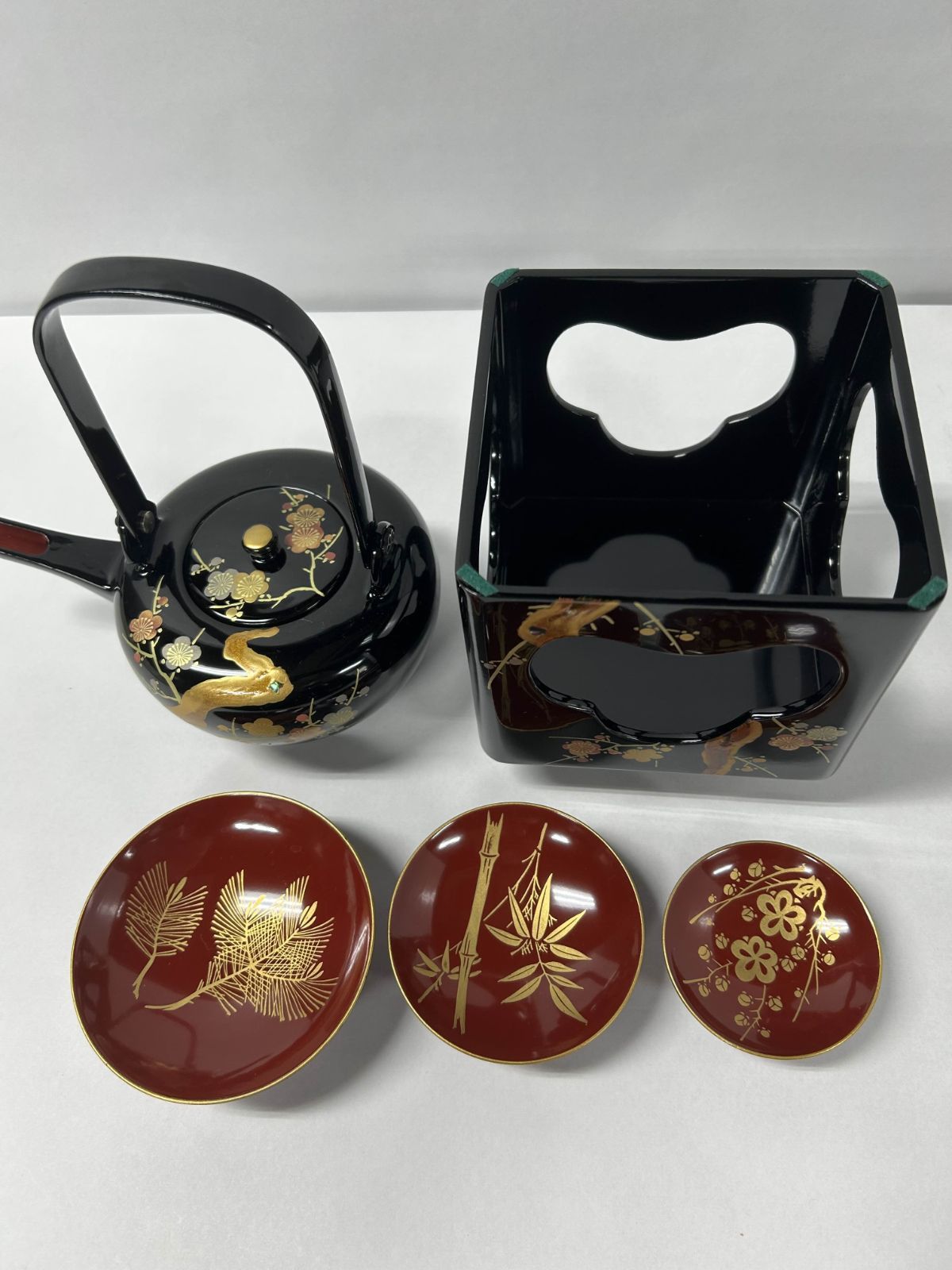 お屠蘇セット　おとそ　御屠蘇器　黒 木製 漆塗り おとそセット(四ツ揃)会津塗り