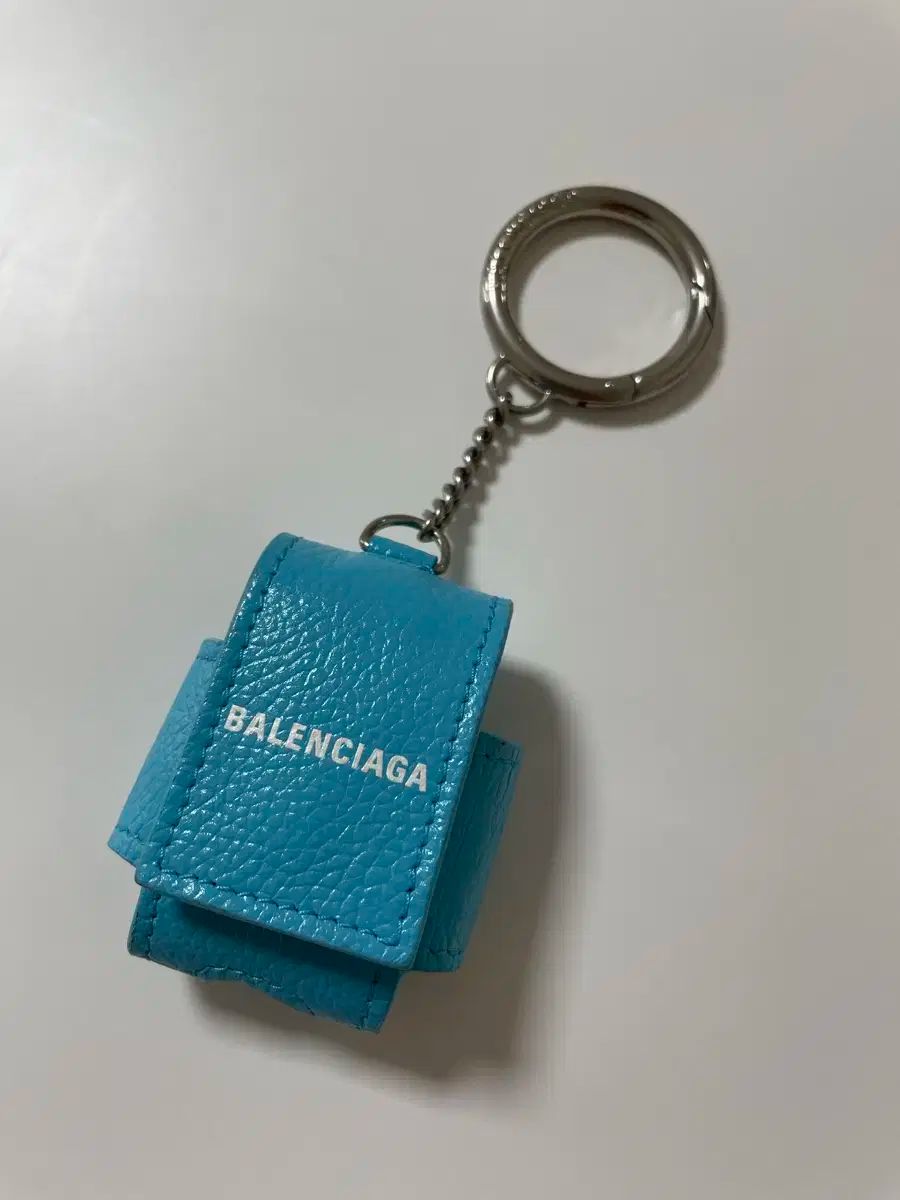 BALENCIAGA(バレンシアガ) エアポッド ケース キーリング 正規