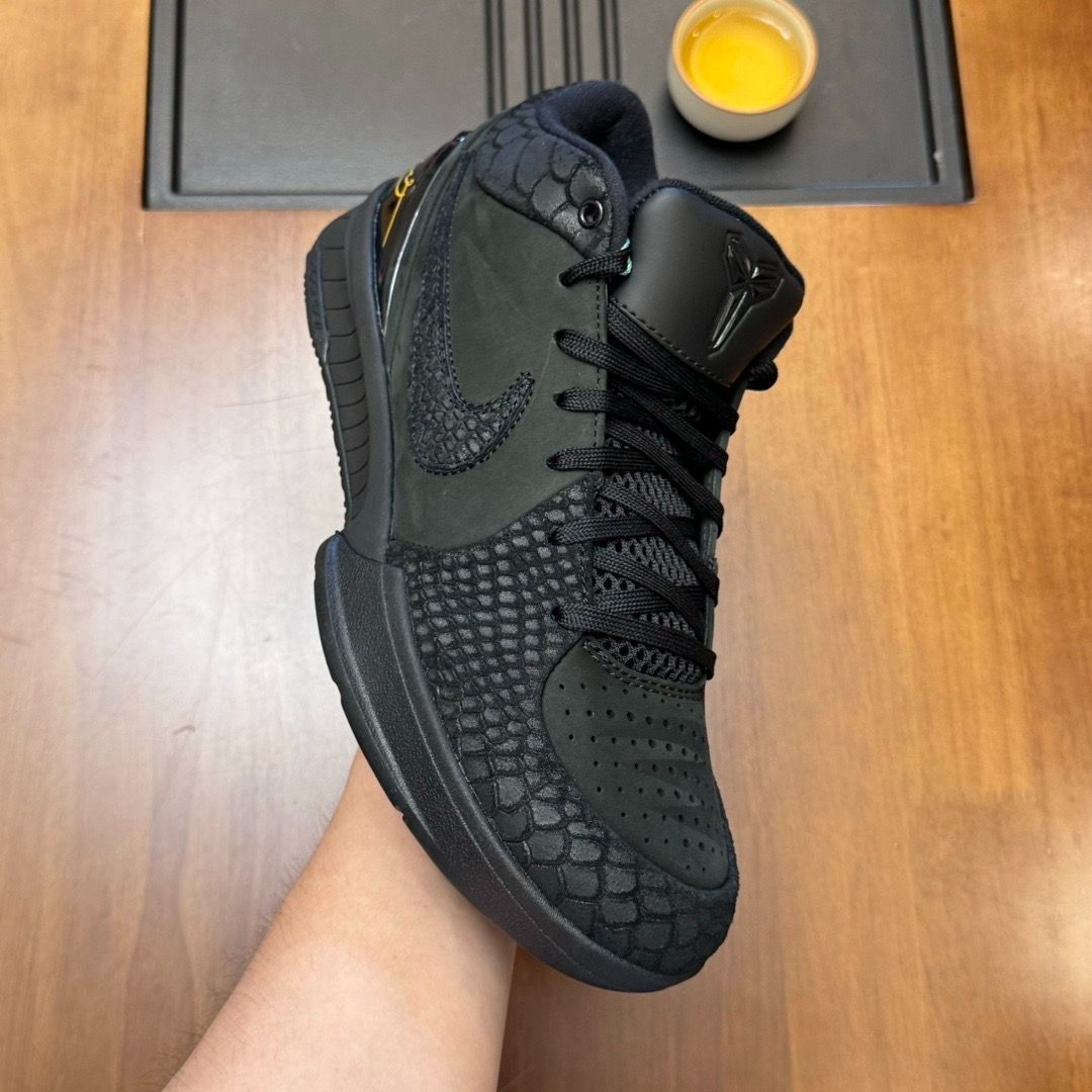 大特価?新品箱付 未使用 Nike Kobe 6 “black mamba” ナイキ