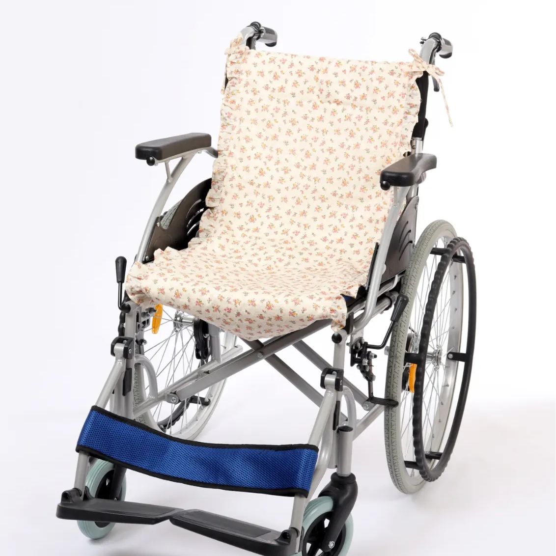 K▽日進医療器 車いす 車椅子 介助用 ノーパンク NEO-2 (38646) K