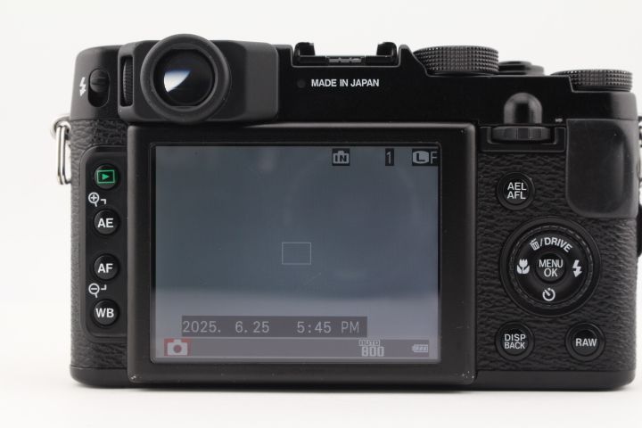 ☆良品☆フジフィルム FUJIFILM X10 コンパクトデジタルカメラ
