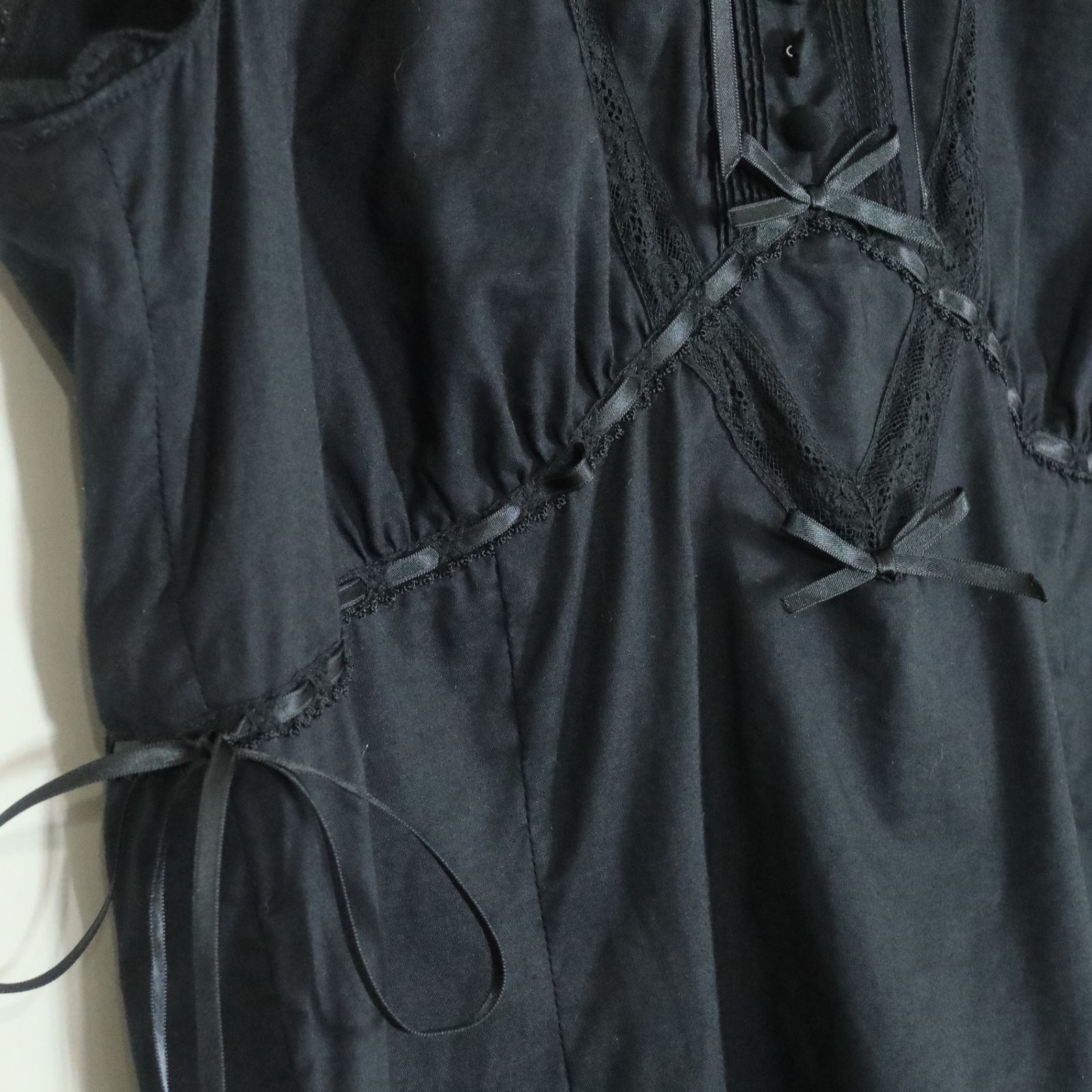 INGEBORG - 【美品】インゲボルグ★はしごレースのローンブラウス ノースリーブ 大きいサイズL 黒系 サテンリボンいっぱい♪z12932 美品】インゲボルグ☆はしごレースのローンブラウス