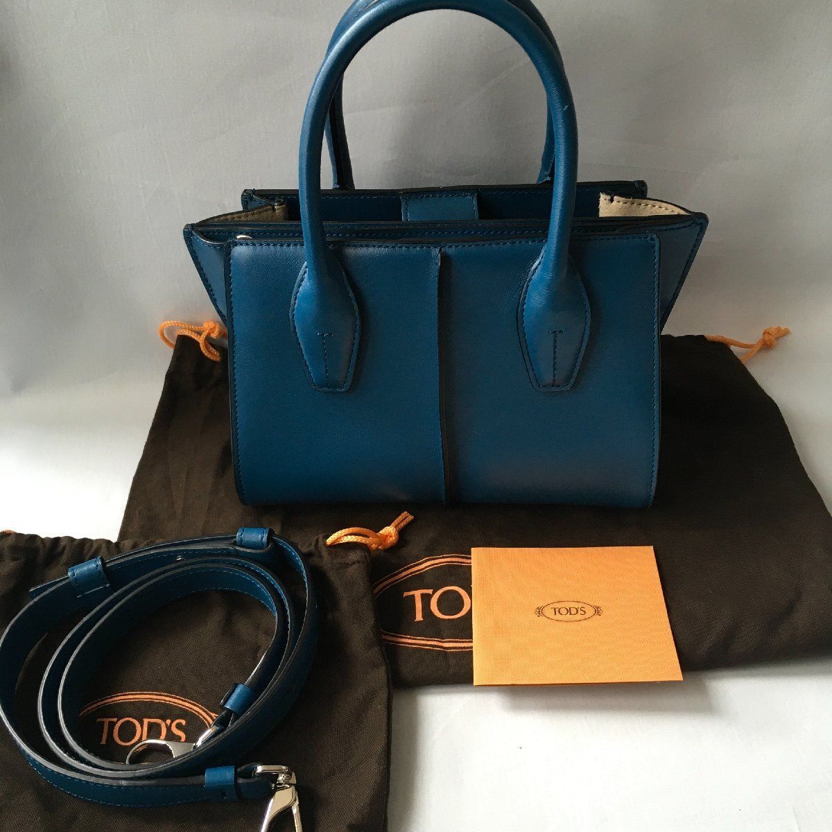 極美品 TOD