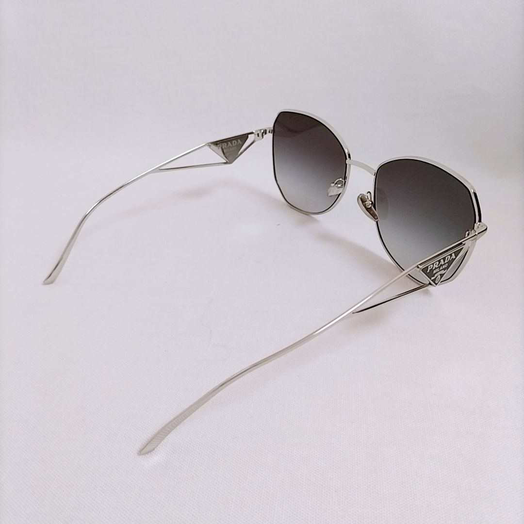 送料関税込◇PRADA トライアングルロゴ サングラス プラダ