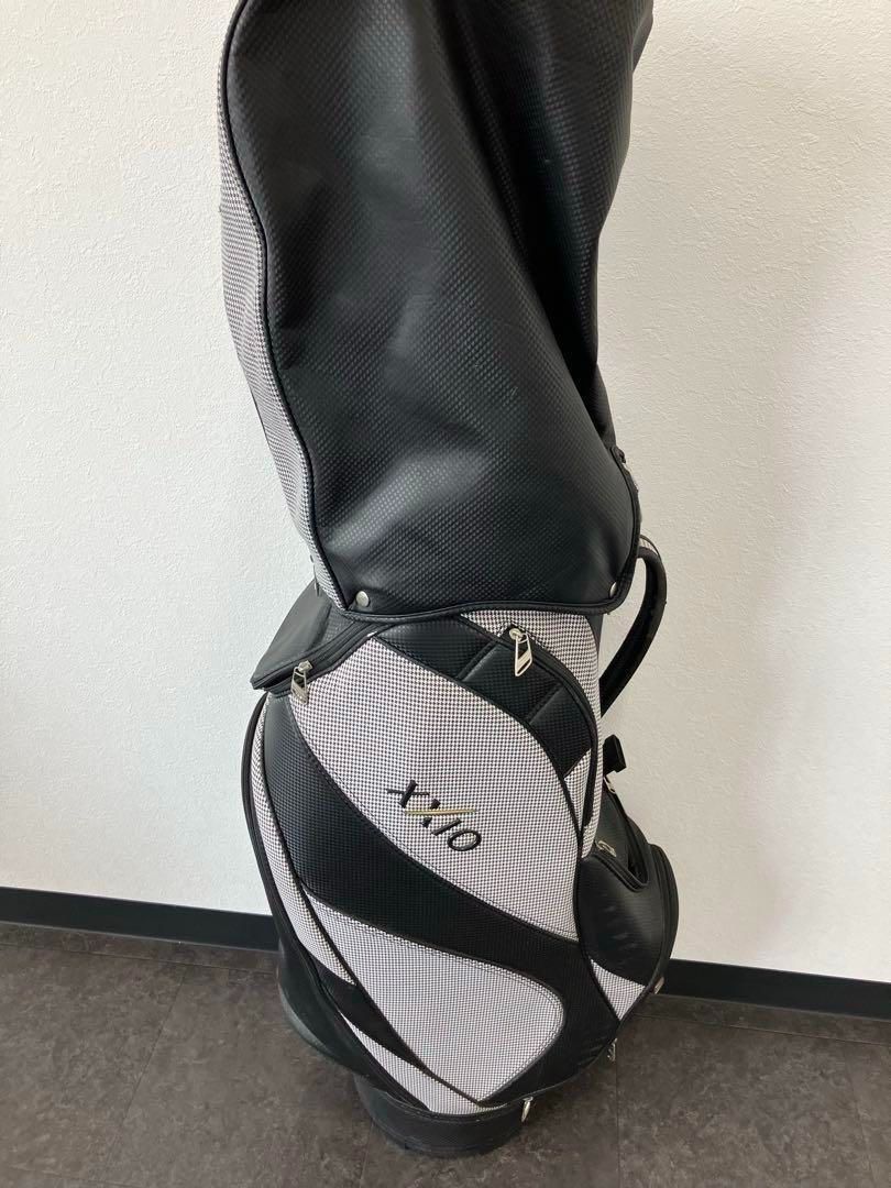 値下！XXIO ダンロップ キャディバッグ スタンド型 千鳥柄 モノトーン