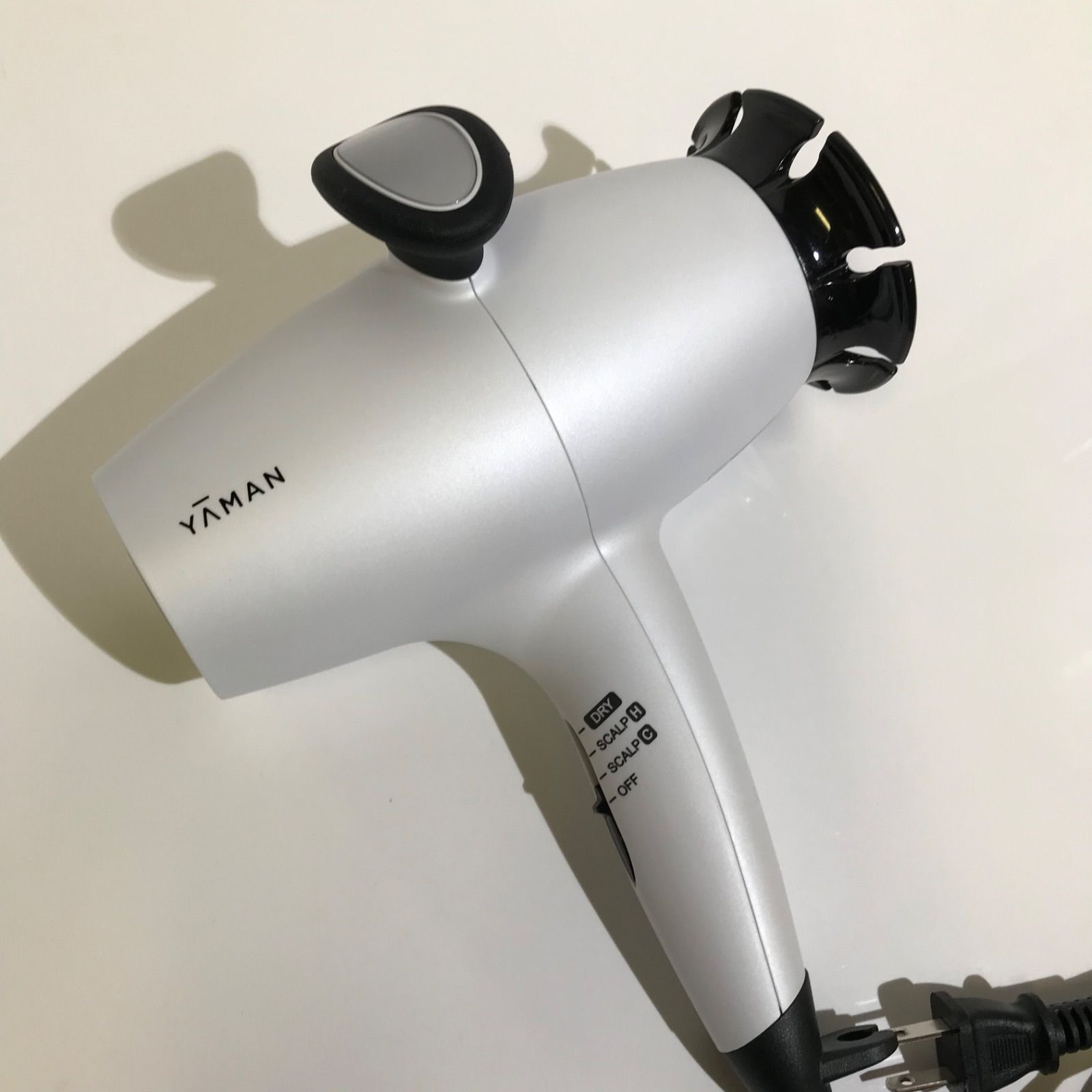 YAMAN スカルプドライヤー　プロHC-9W YAMAN スカルプドライヤー プロ HC-9W ドライヤー / 低温風 音波振動