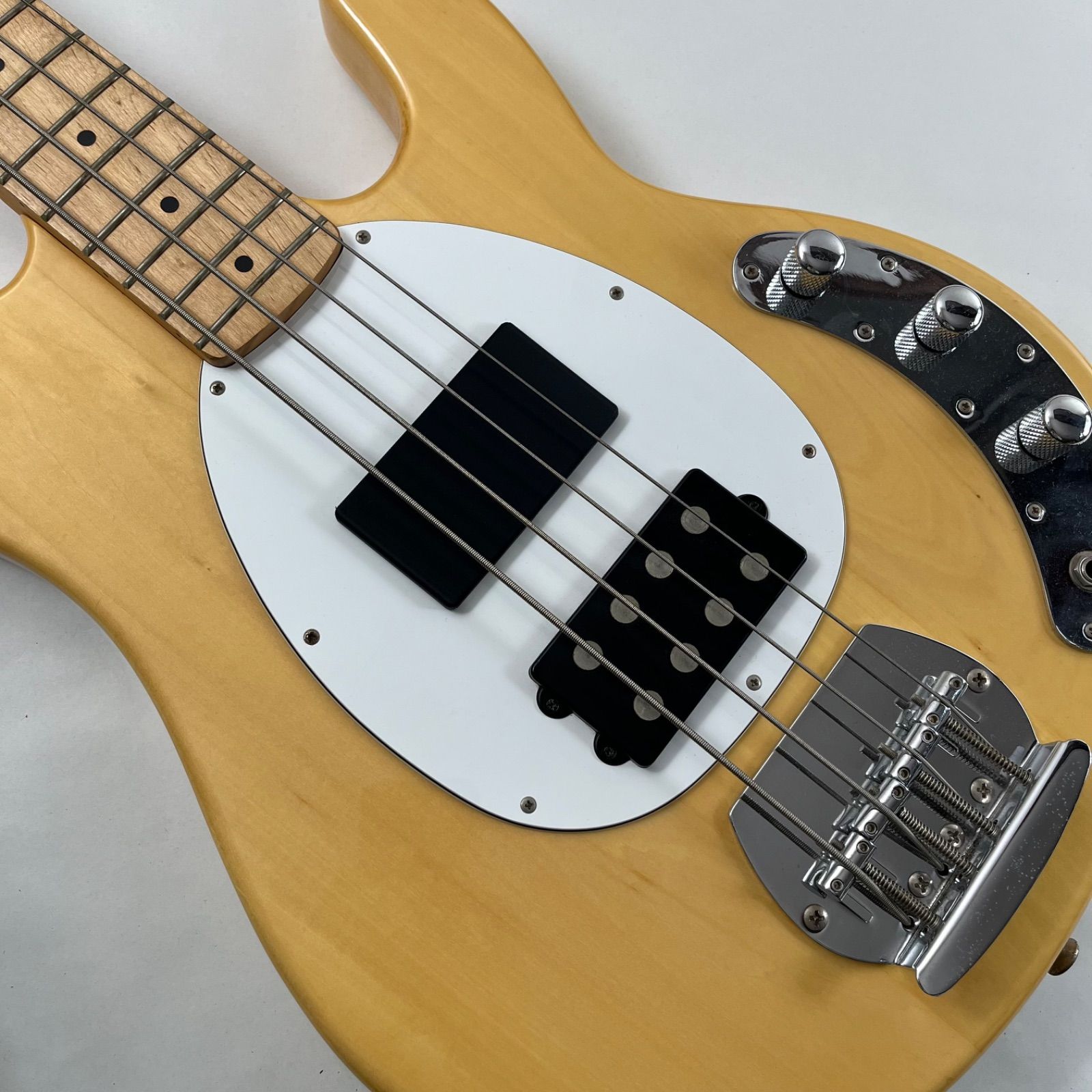 高さ調整可能なフィンガーランプ - MUSICMAN StingRayタイプ用