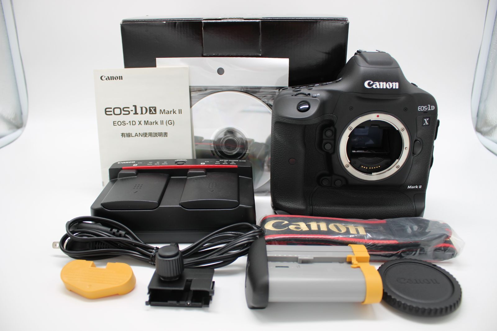 シャッター回数5000回以下！■ほぼ新品■ CANON EOS-1D X Mark II ボディ EOS-1DXMK2