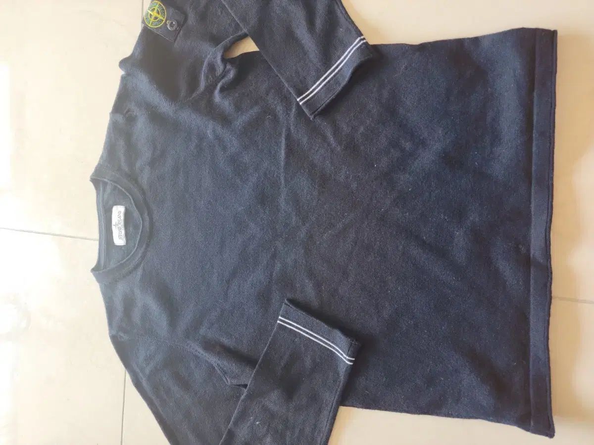 ストーンアイランド ニット 長袖 Tシャツ