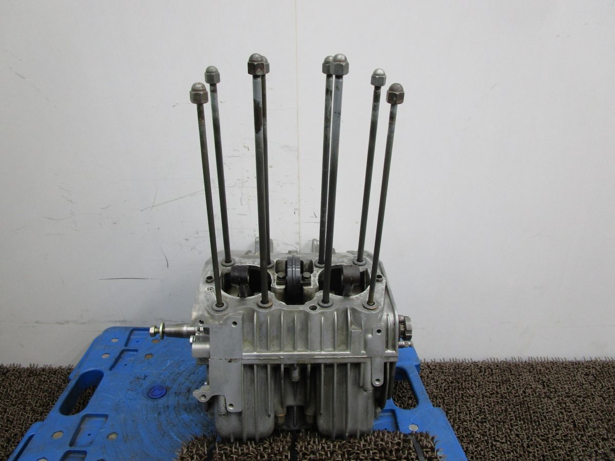 CBM72 エンジン腰下 クランクケース A5811 CBM72 ホンダ CBM72E ドリーム キャブ車 TYPE2 BRIGHTFACE_UK