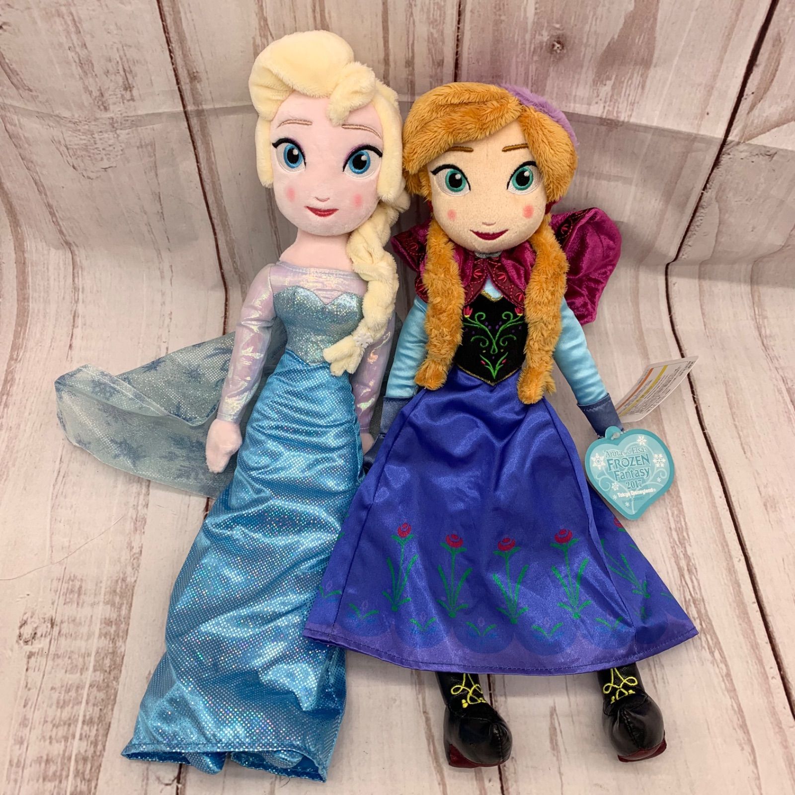 フローズンファンタジー　ぬいぐるみバッジ　アナと雪の女王　エルサ　アナ アナと雪の女王のレアキャラがいっぱい☆アナとエルサの