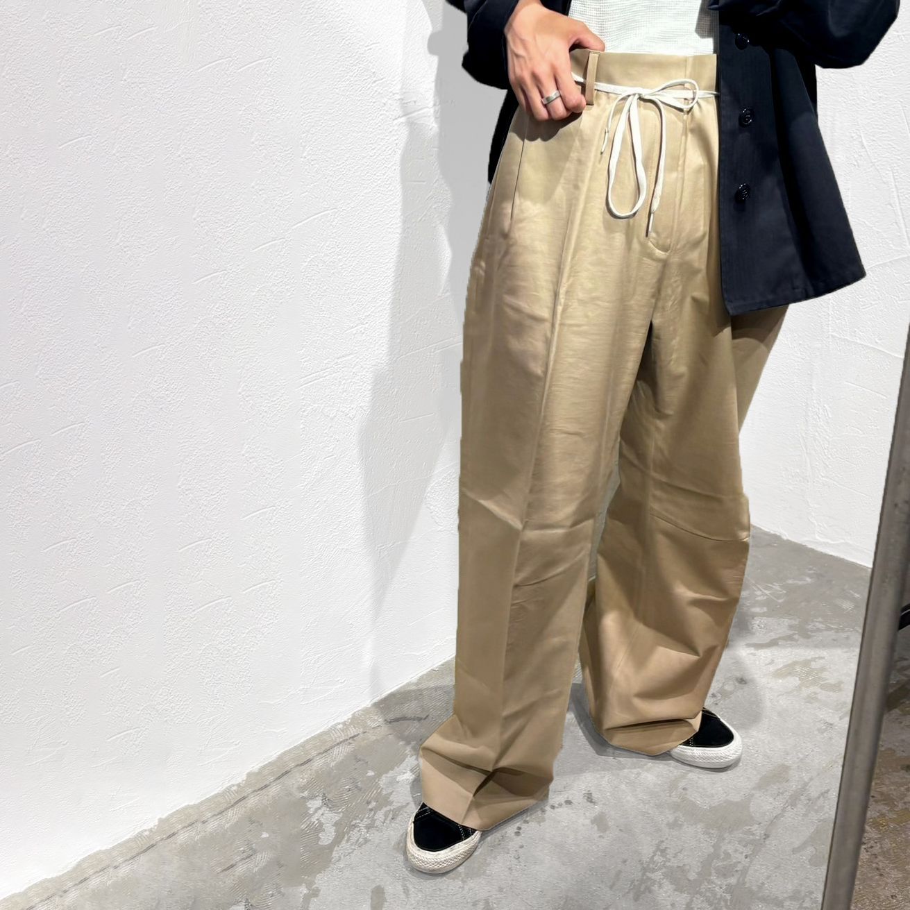 ドゥーズィエムクラス　TUCK CHINOワイドパンツ　ベージュ34 中古・古着通販】MUSE de Deuxieme Classe (ミューズ