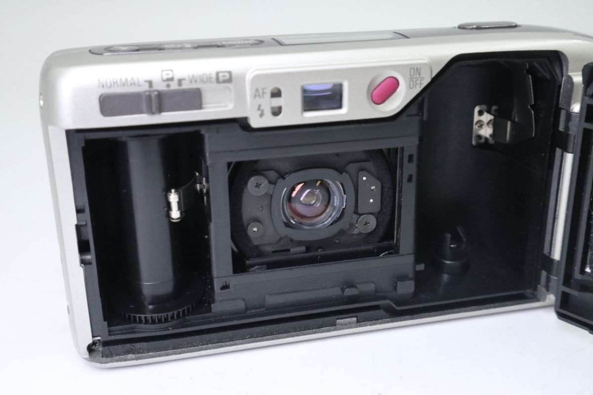 コンパクトフィルムカメラ f03165