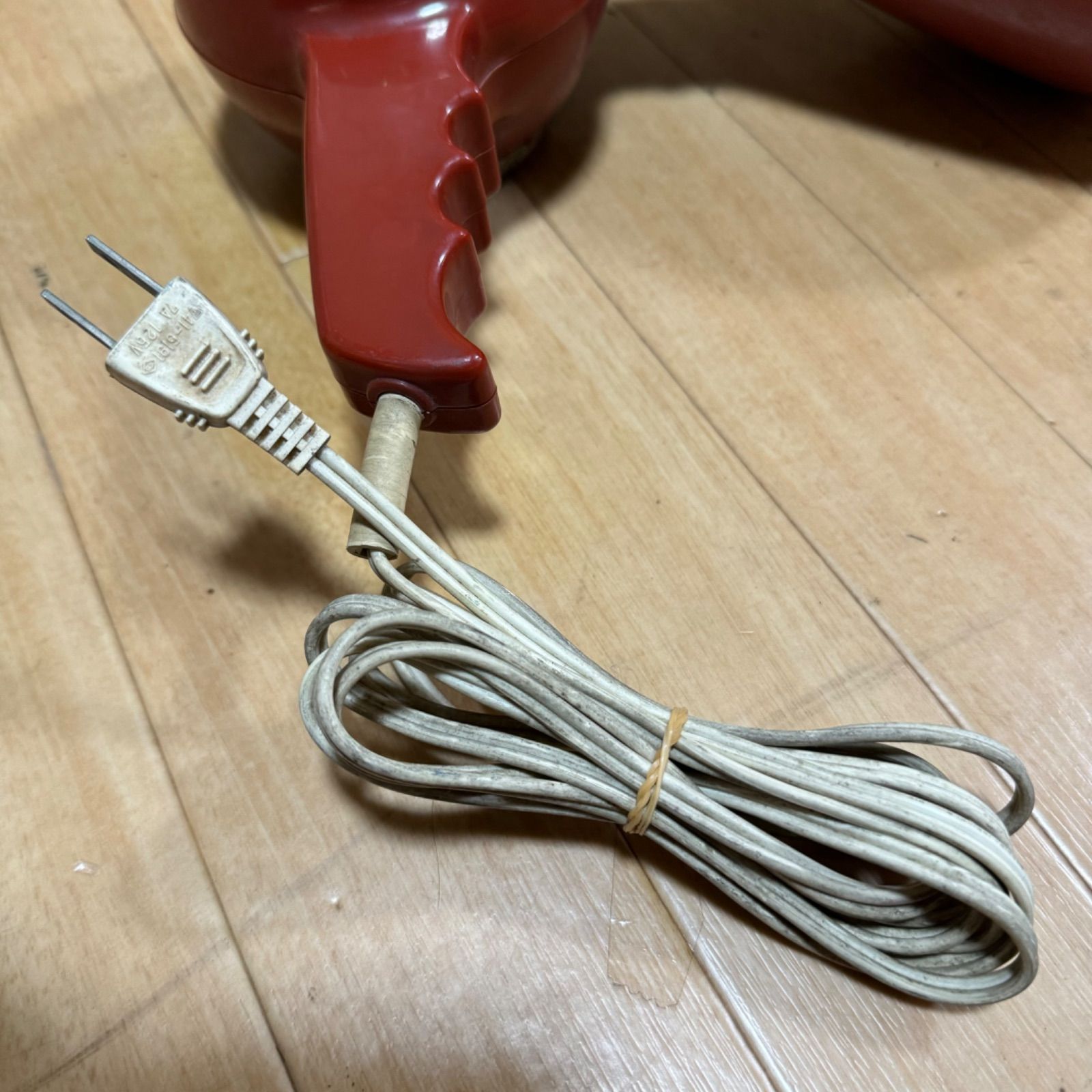 昭和ヴィンテージ　レトロ　ドライヤー　ブラウン製 中古】昭和レトロ ドライヤー suncurl 赤外線ブロー - メルカリ