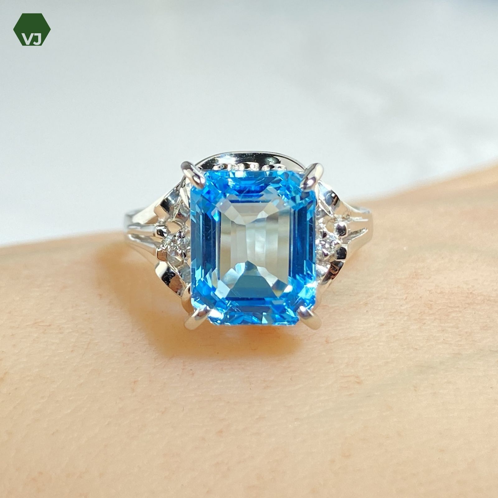 23-14】【Vintage】ブルートパーズ ダイヤモンド リング 4.85ct【中古 