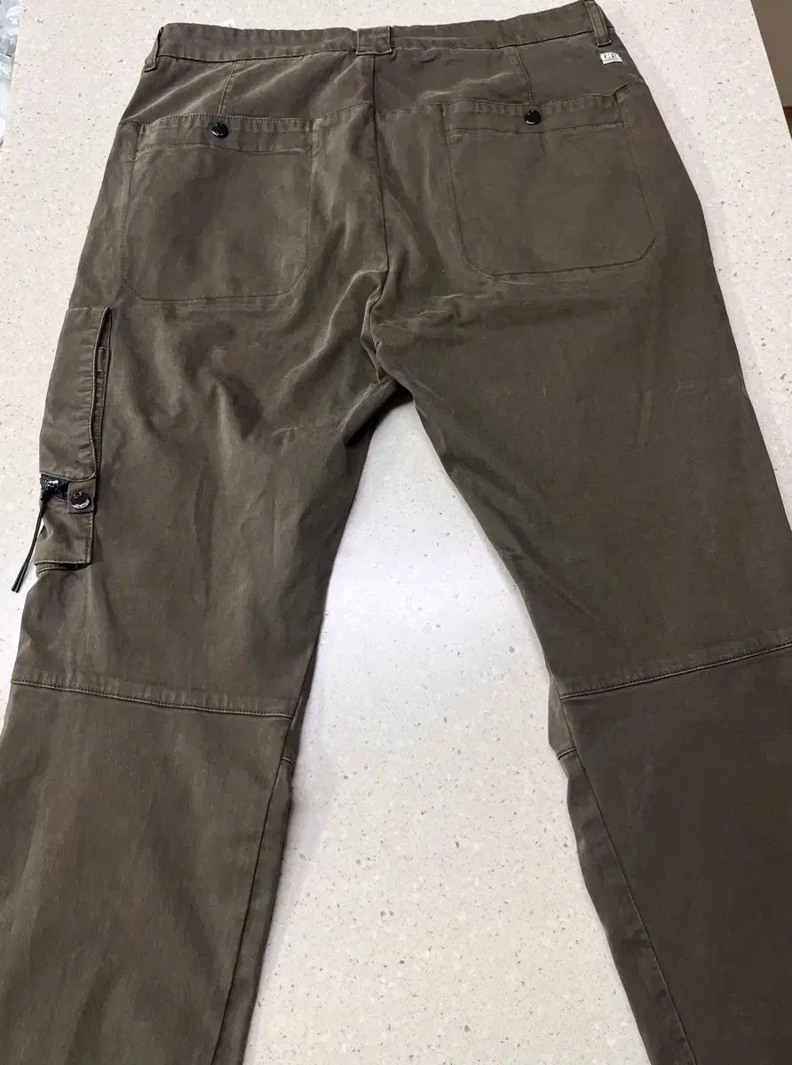 ほぼ cp カンパニー ストレート カーキ パンツ サイズ 50