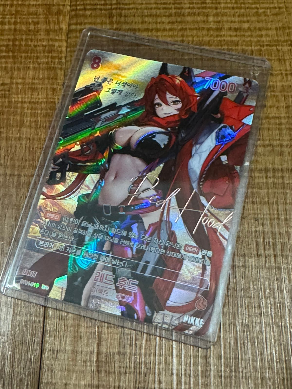 公式）勝利の女神 NIKKE レッドフード SPR (サイン入り) カード