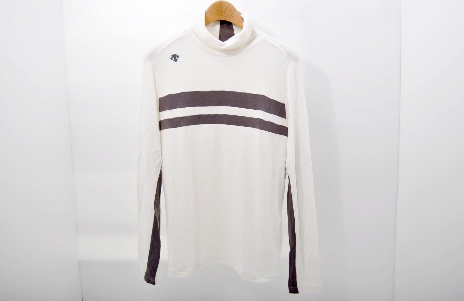 【未使用品】デサント ゴルフ メンズ 長袖 モックシャツ 起毛 M ホワイト 未使用品】デサント ゴルフ メンズ 長袖 モックシャツ 起毛 M