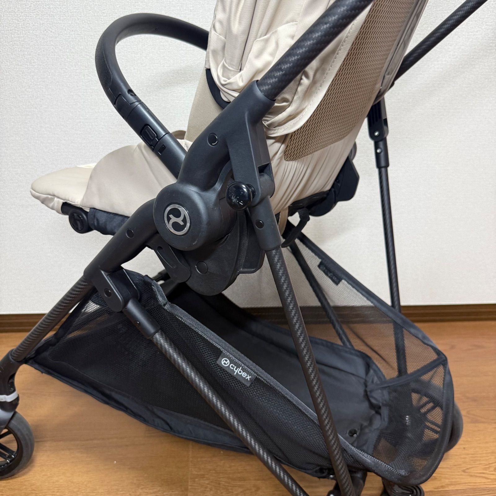 Cybex Gold 003 ベビーカー ベージュ メリオ カーボン 大人気 Cybex Gold 003 ベビーカー ベージュ メリオカーボン