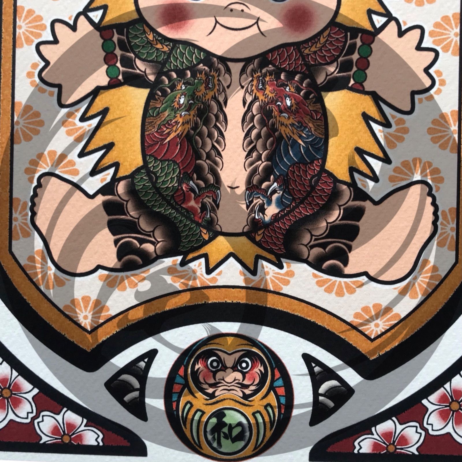 尾九 刺青画 戦国胸割りちゃん 双龍 黄色和だるまA4サイズ フレーム ...