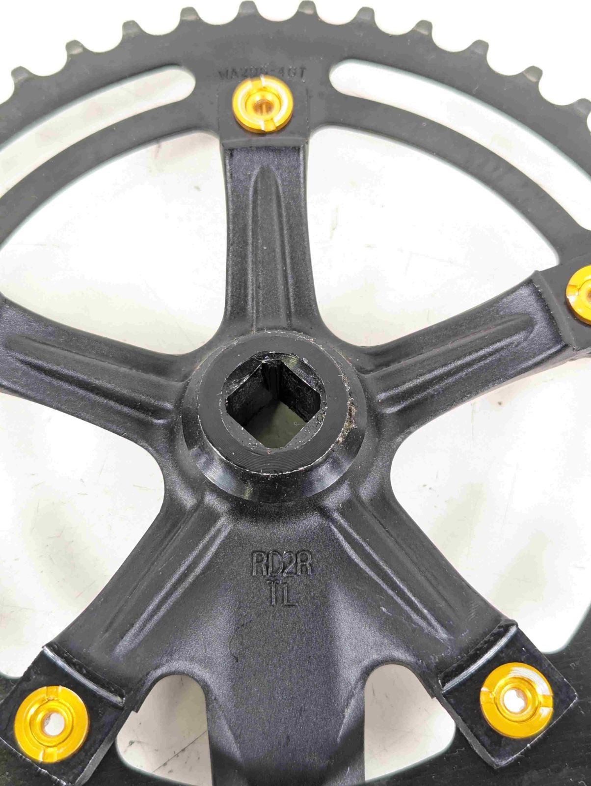 Sugino クランク 46T　シングル　厚歯 スクエアテーパー Amazon.co.jp: sugino rd2 スギノ ピストクランク 46t 厚歯
