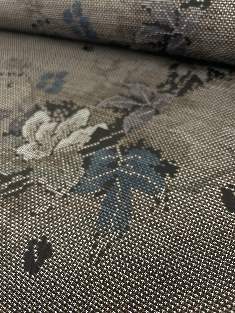 本場大島紬 古代染色 純泥染 通産大臣指定伝統的工芸品 正絹 反物