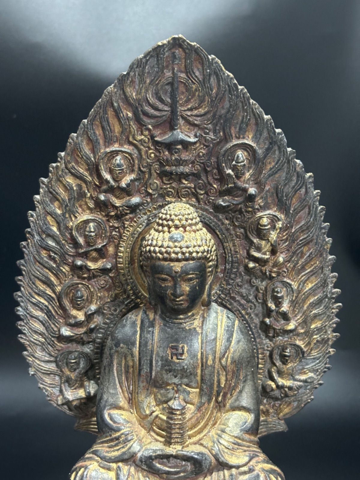 古美術 古銅製 高浮雕 釈迦 如来仏像 縁起物 お釈迦様 釈迦如来