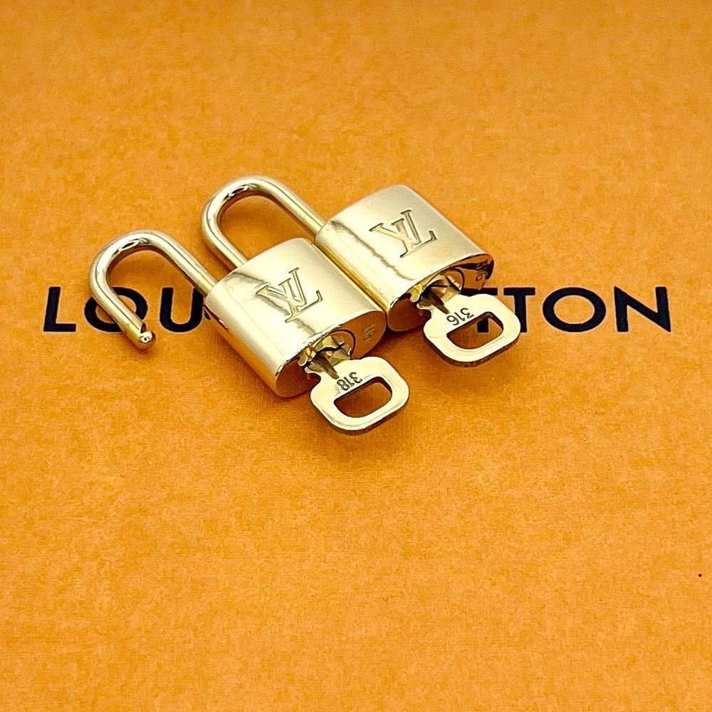 超美品】ルイヴィトン Louis Vuitton パドロック カデナ 南京錠