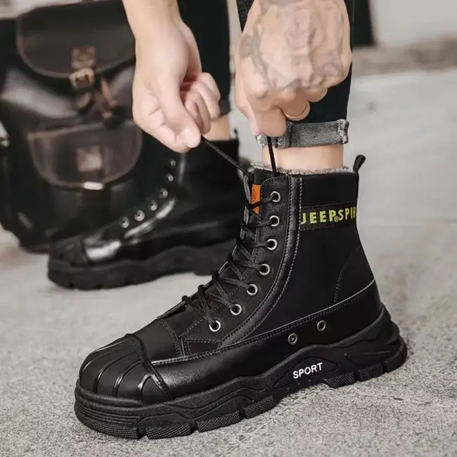 【極美品】COLE HAANコールハーン レザーショートブーツ黒 5 2/1 B COLE HAAN コール ハーン - レディース ショートブーツ -靴