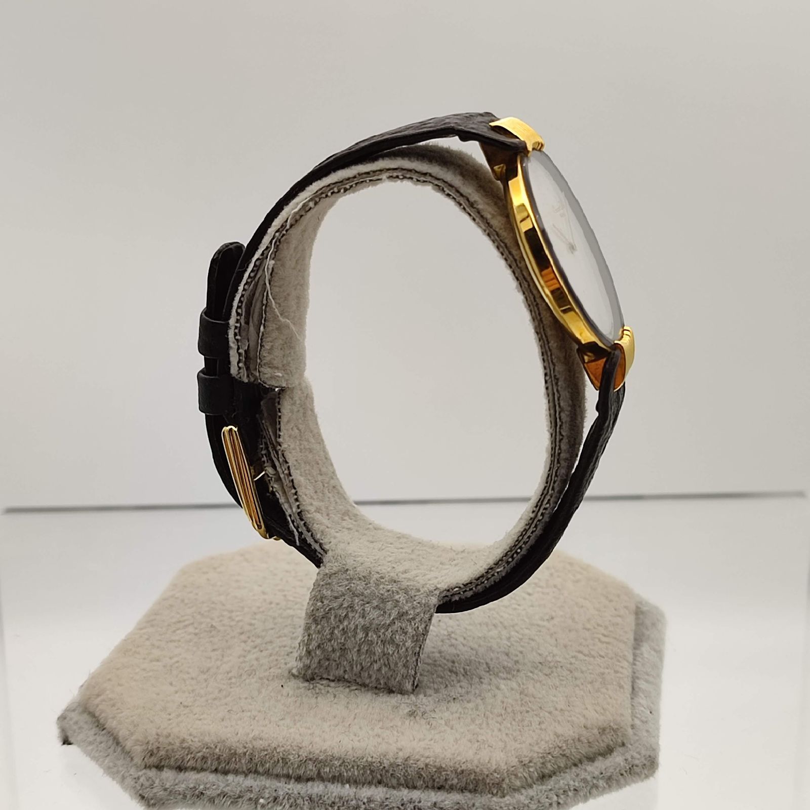 クリスチャンディオール CD ホワイトシェル文字盤 クォーツ 153-2