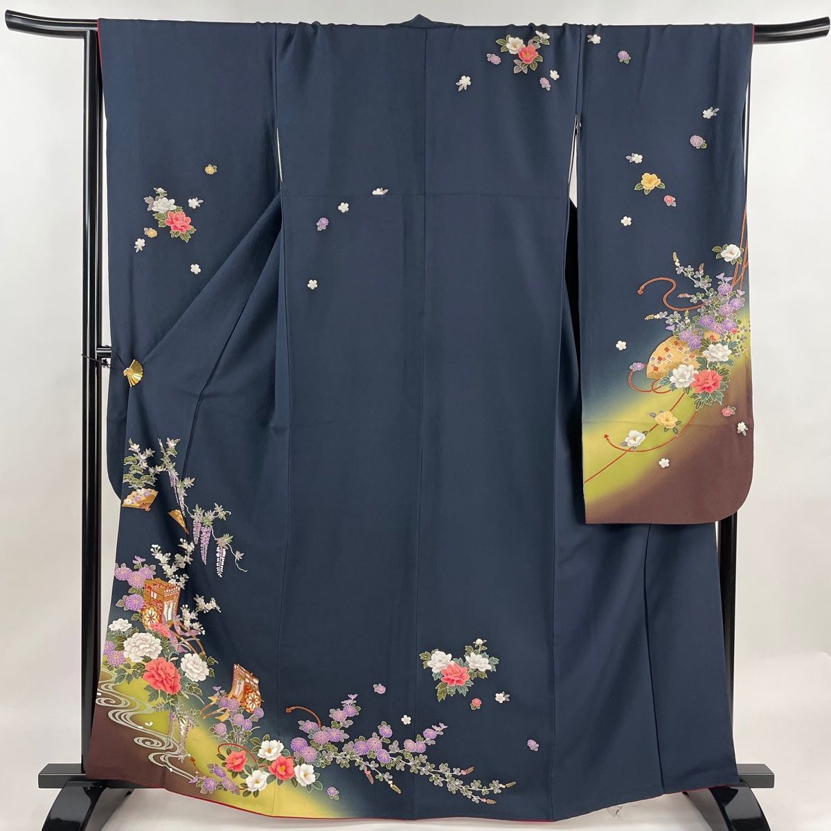 振袖 身丈165cm 裄丈67.5cm L 袷 御所車 草花 金彩 ぼかし 紺色 正絹 秀品