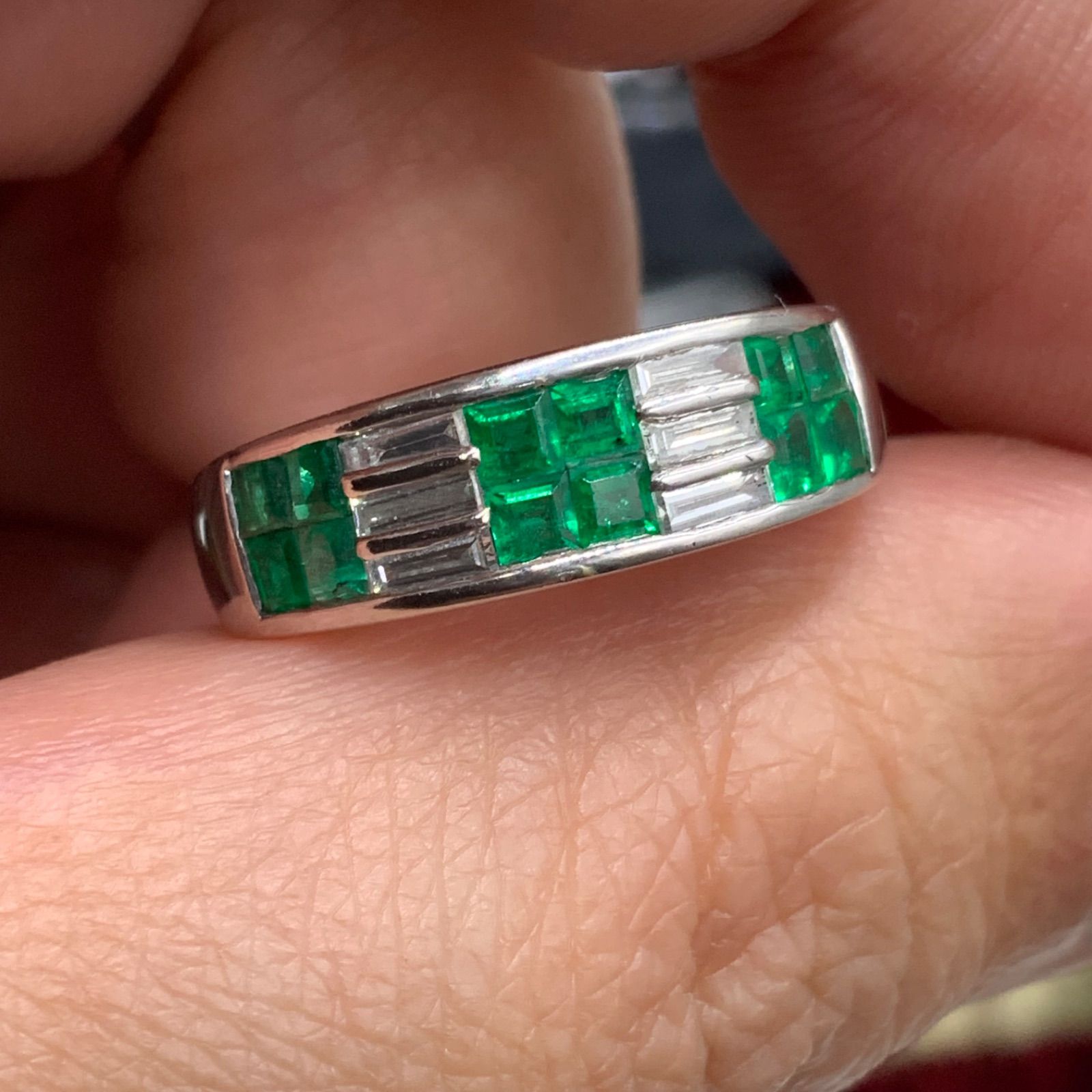 Pt900 ダイヤ エメラルドリング 8.9g 約13号 - メルカリ