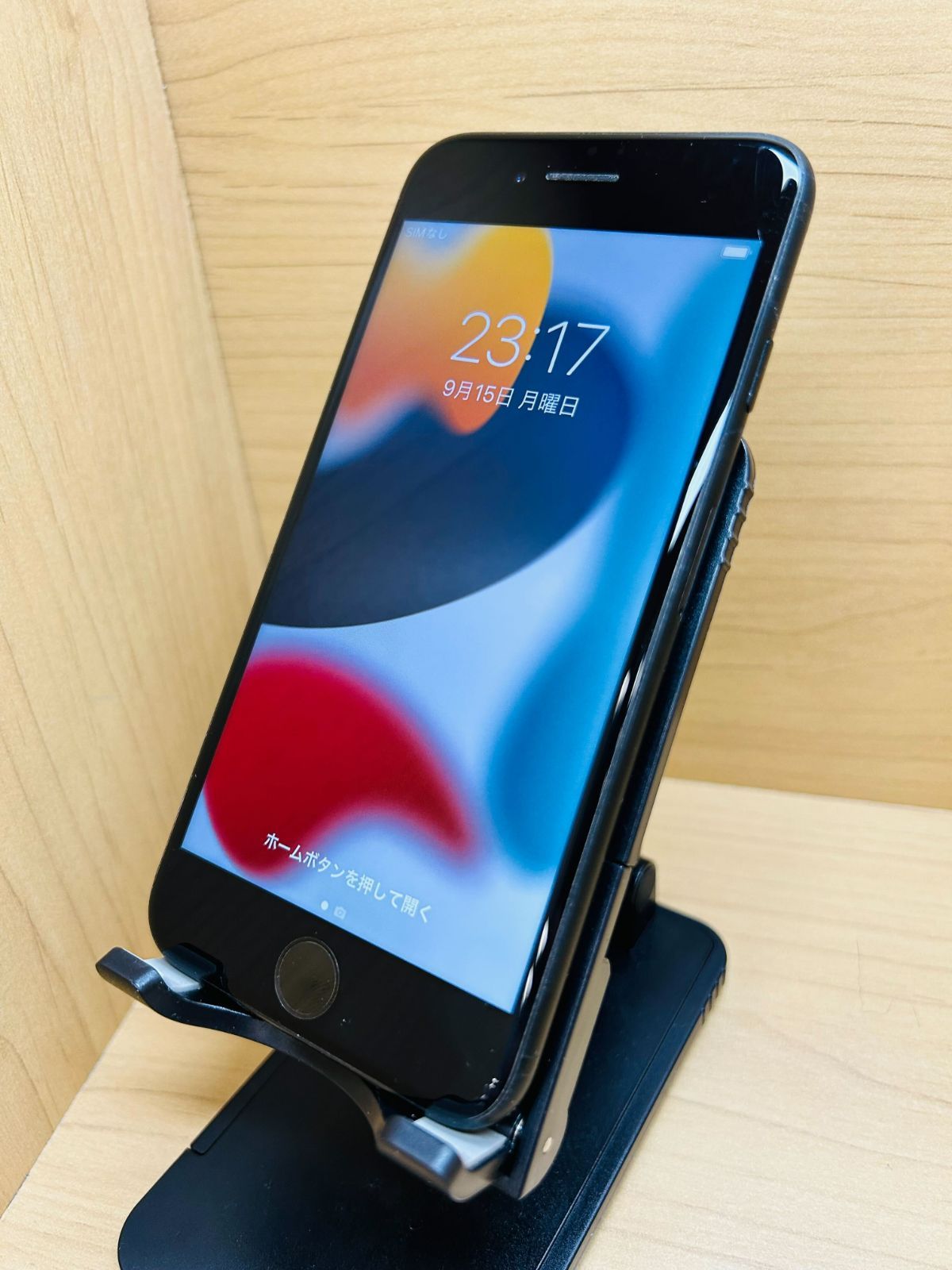 iPhone 8 SIMロック解除済Apple iPhone7 MNCE2J⁄A A1779 Docomo