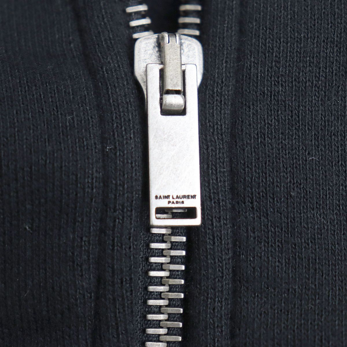 SAINT LAURENT PARIS ハトメスタッズデザイン ジップパーカー SAINT LAURENT - SAINT LAURENT PARIS サンローランパリ ハトメ