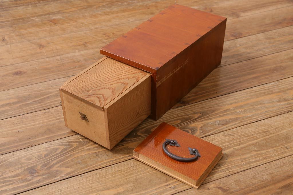 深谷木工 天然木 総欅 ケヤキ 無垢材 玉杢 飾り棚/箪笥/小箪笥/手元箪笥 船箪笥 ケヤキ無垢材 中桐無垢材 前面玉杢 山形県酒田地方産 R-039005